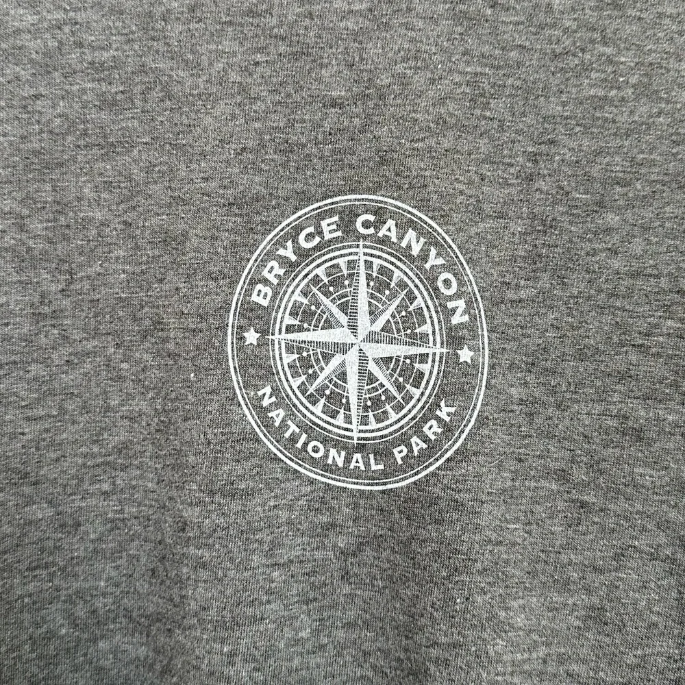 NWOT Bryce Canyon National Park Long Sleeve Unisex Tee with Map Size Large